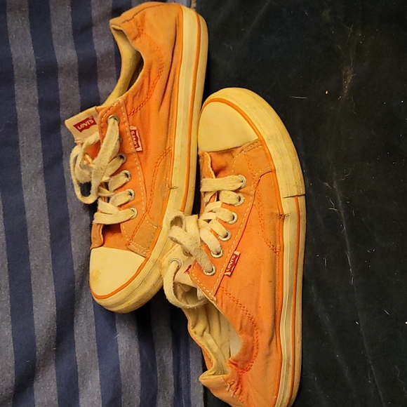 Levi's - Picture 3 of 6